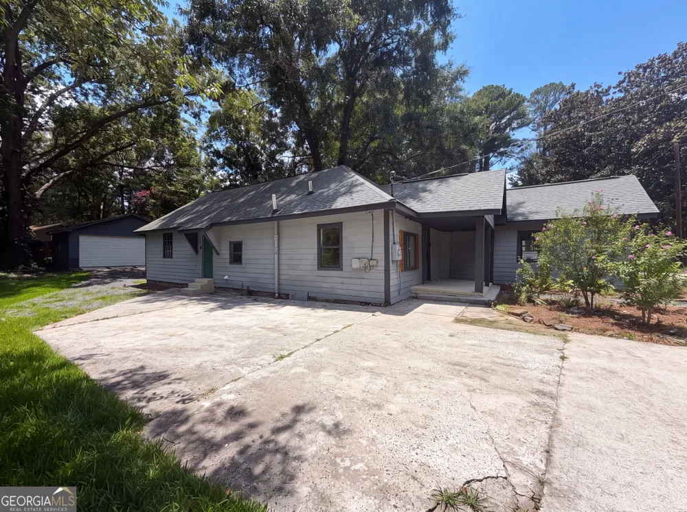 470 Oak DR Hapeville, GA 30354