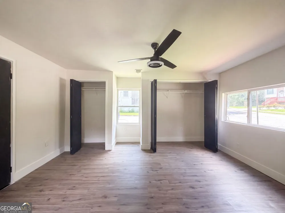 470 Oak DR Hapeville, GA 30354