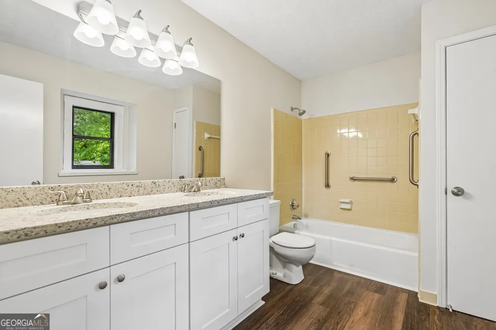 4927 Dillards Mill WAY Peachtree Corners, GA 30096