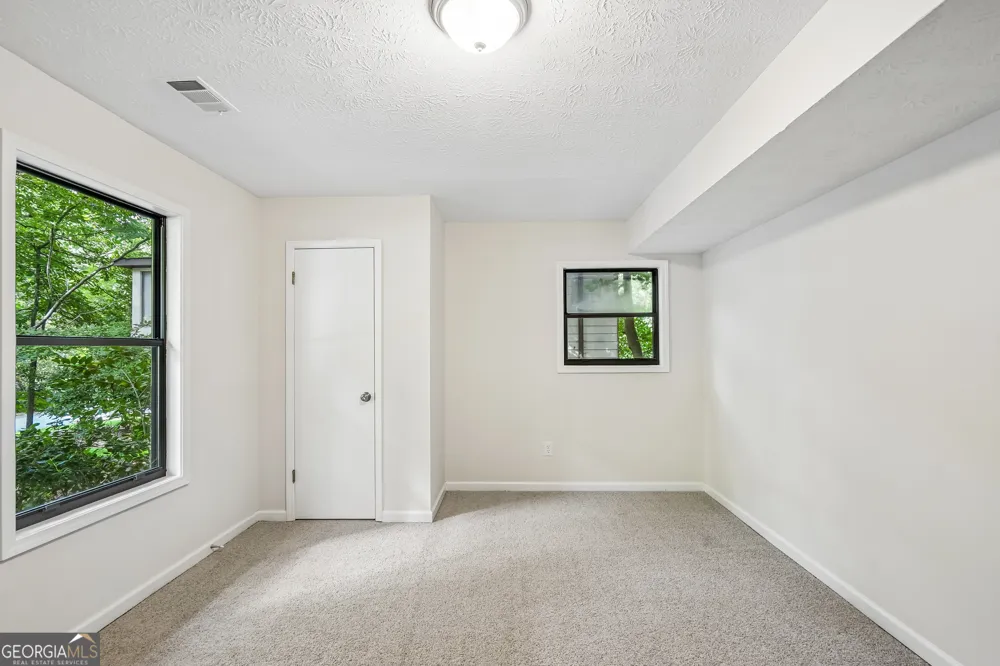4927 Dillards Mill WAY Peachtree Corners, GA 30096