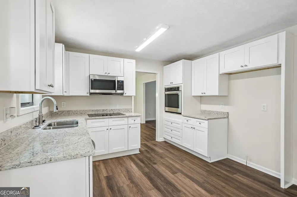 4927 Dillards Mill WAY Peachtree Corners, GA 30096