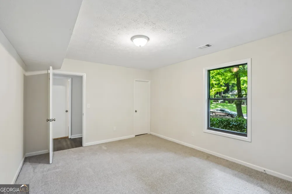 4927 Dillards Mill WAY Peachtree Corners, GA 30096