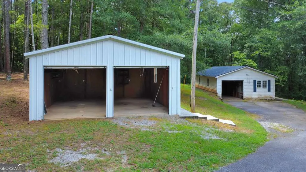 4941 N Helton RD Winston, GA 30187