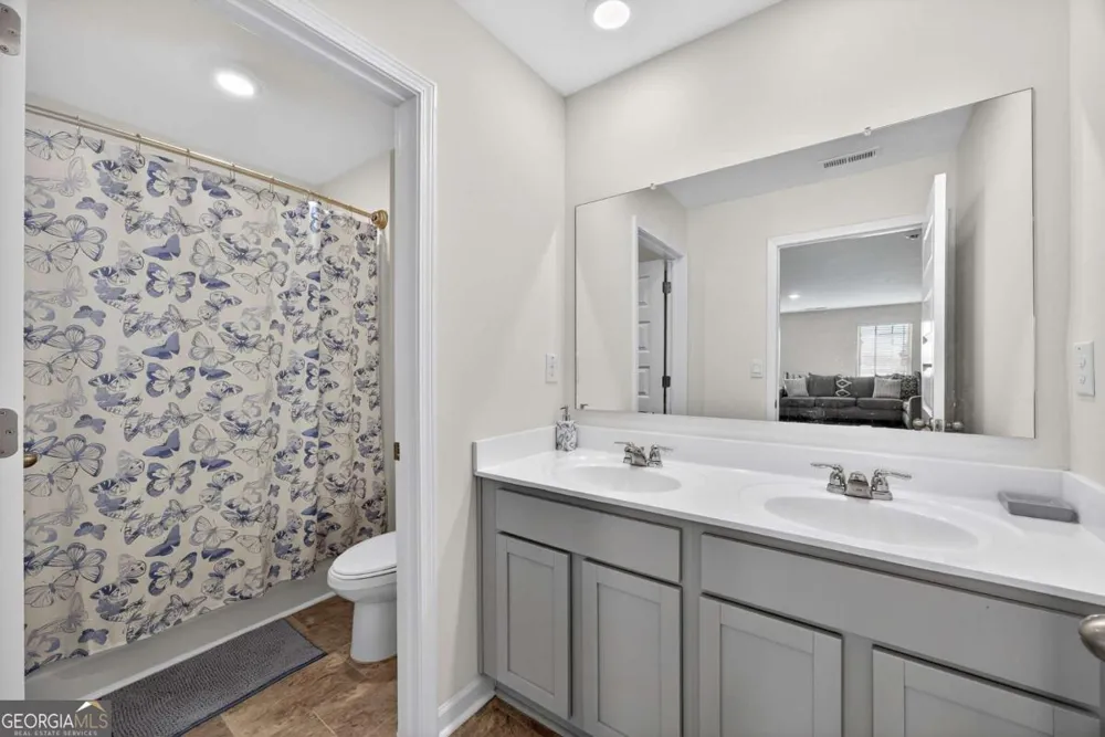 379 Blue Juniper CIR Loganville, GA 30052