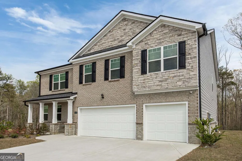 379 Blue Juniper CIR Loganville, GA 30052
