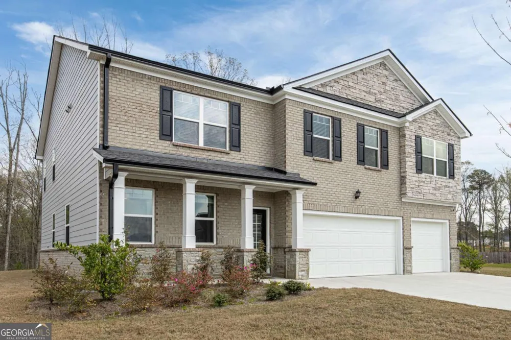379 Blue Juniper CIR Loganville, GA 30052