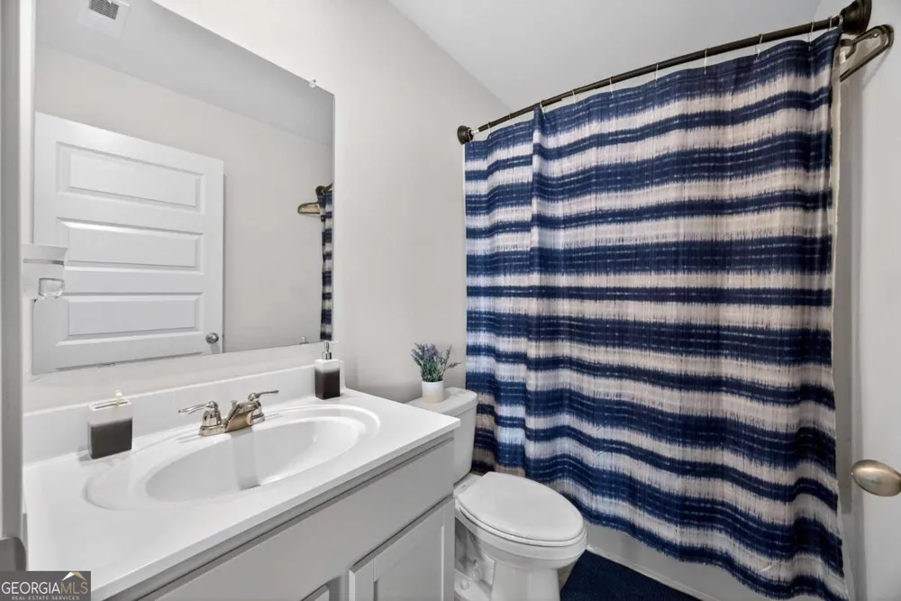 379 Blue Juniper CIR Loganville, GA 30052