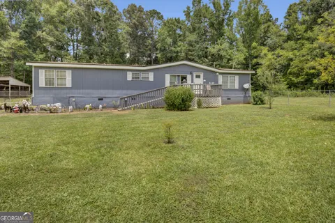 836 Glades RD