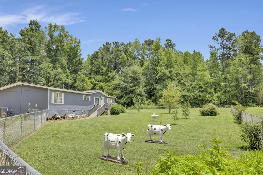 836 Glades RD Eatonton, GA 31024