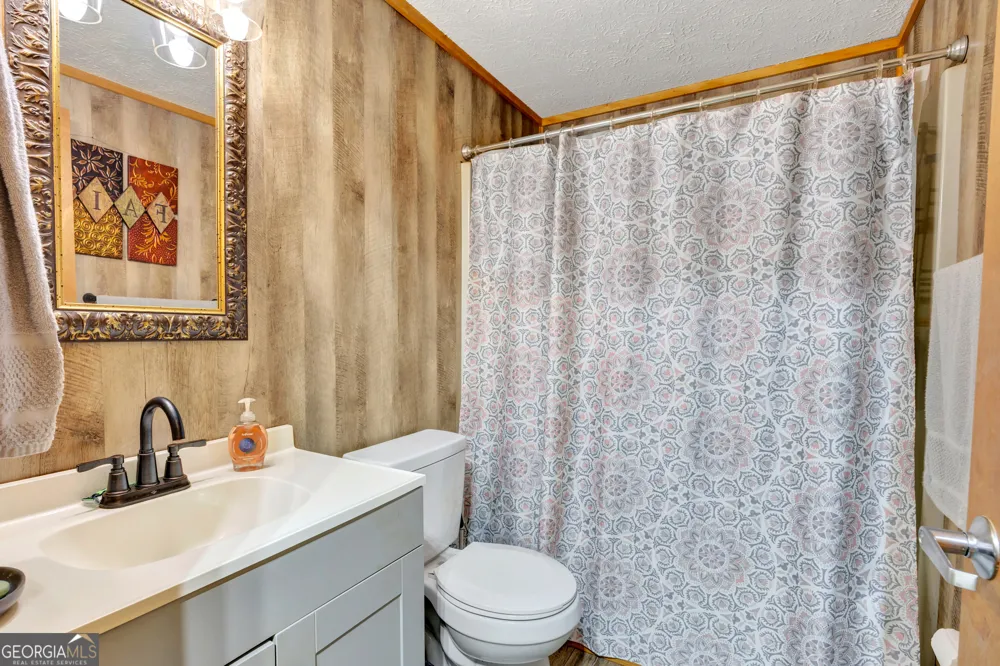 836 Glades RD Eatonton, GA 31024