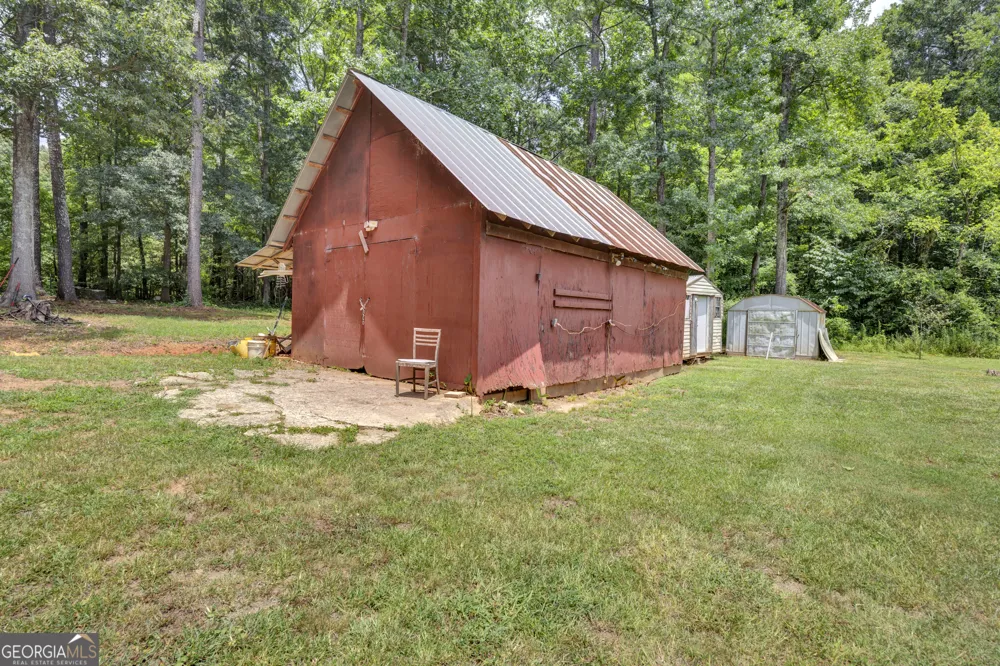 836 Glades RD Eatonton, GA 31024