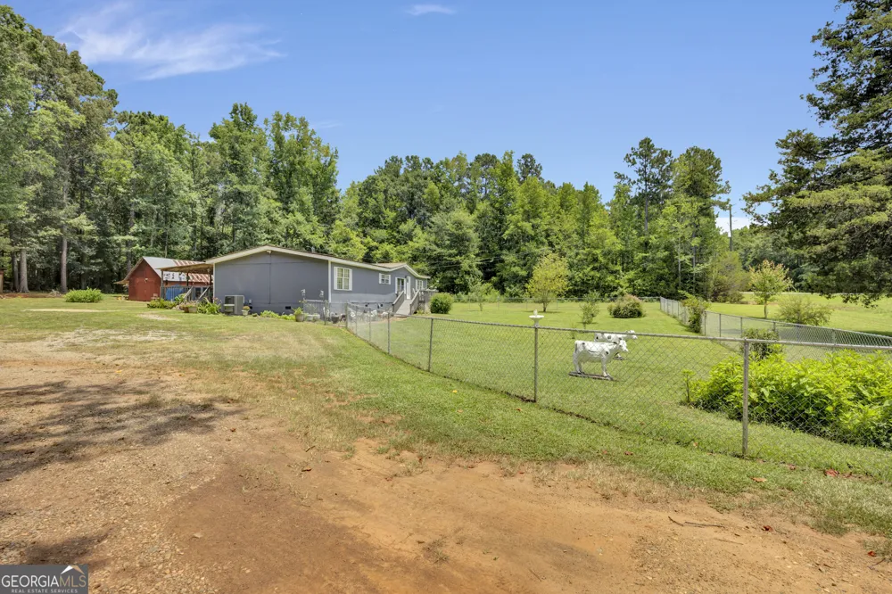 836 Glades RD Eatonton, GA 31024