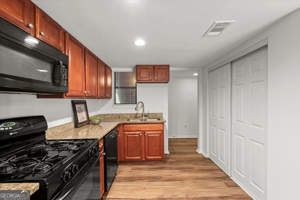 2192 Palmyra DR SE Marietta, GA 30062
