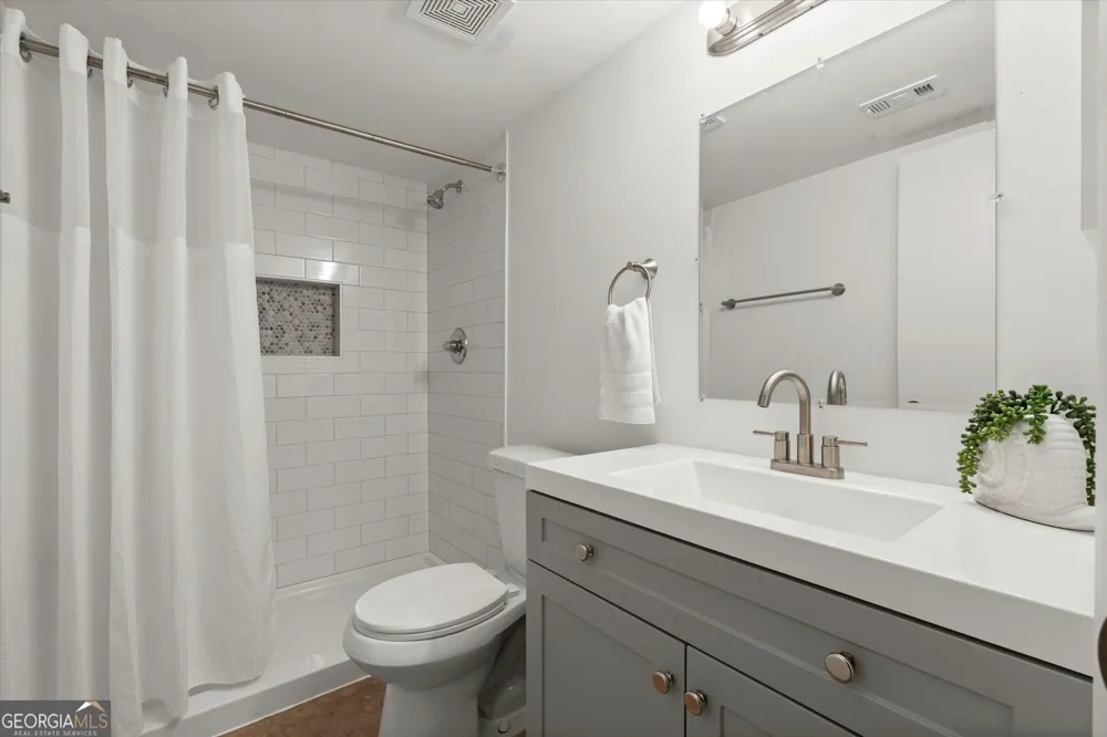 2192 Palmyra DR SE Marietta, GA 30062