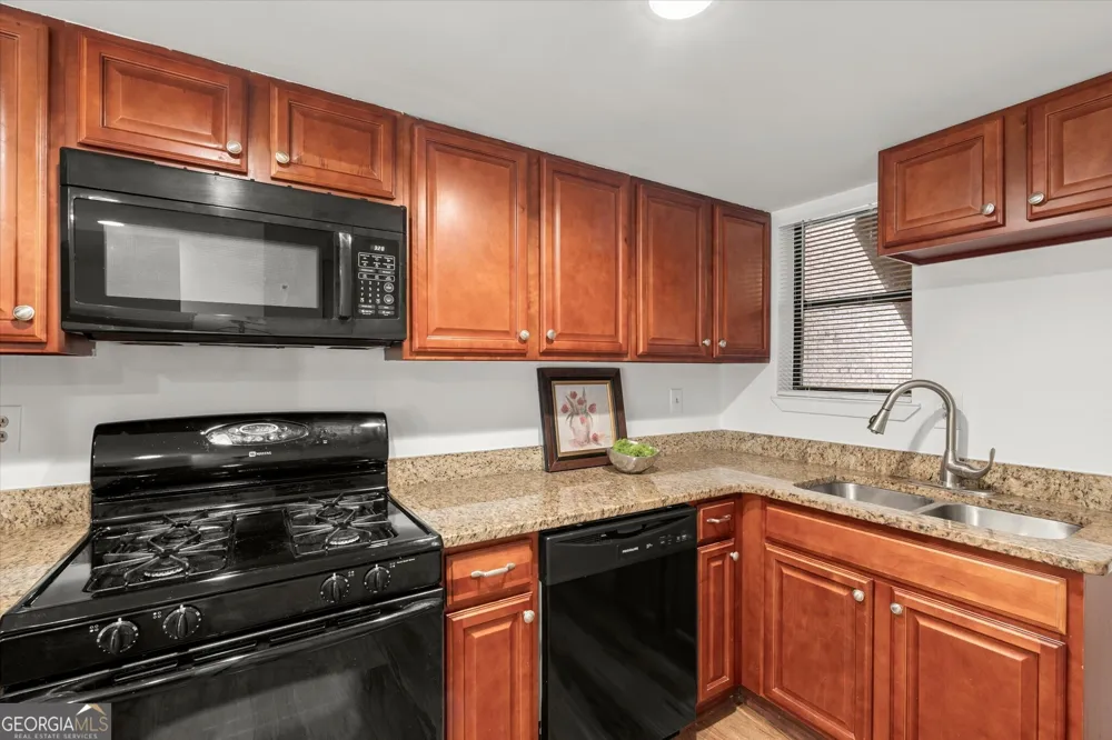 2192 Palmyra DR SE Marietta, GA 30062