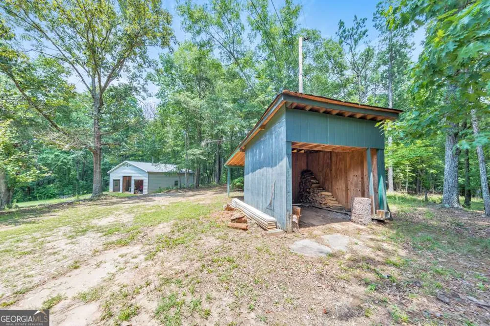 4941 N Helton RD Winston, GA 30187