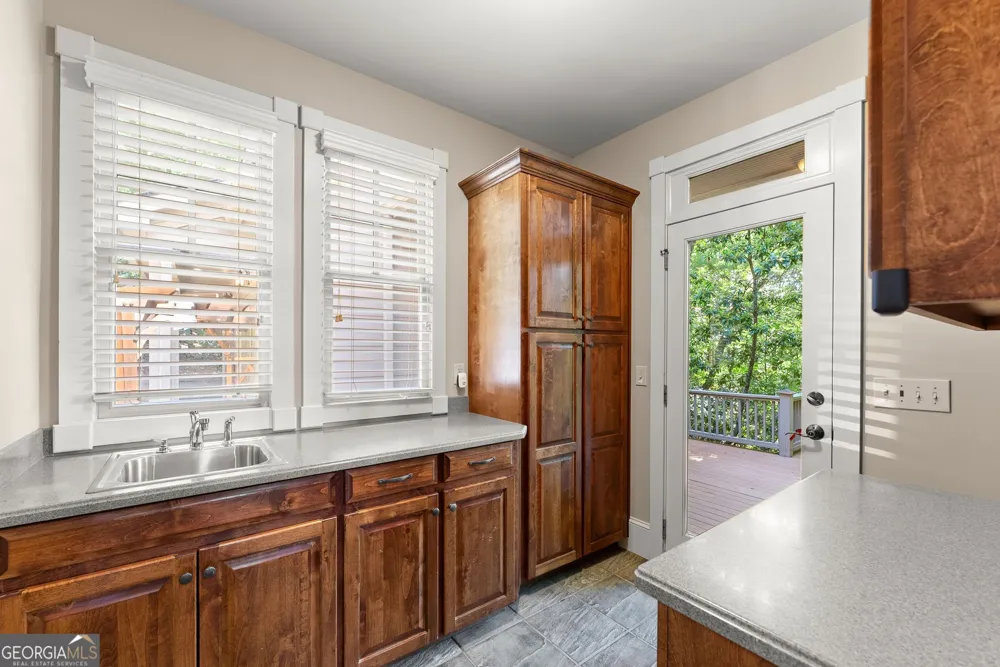 44 Sassafras RDG Jasper, GA 30143