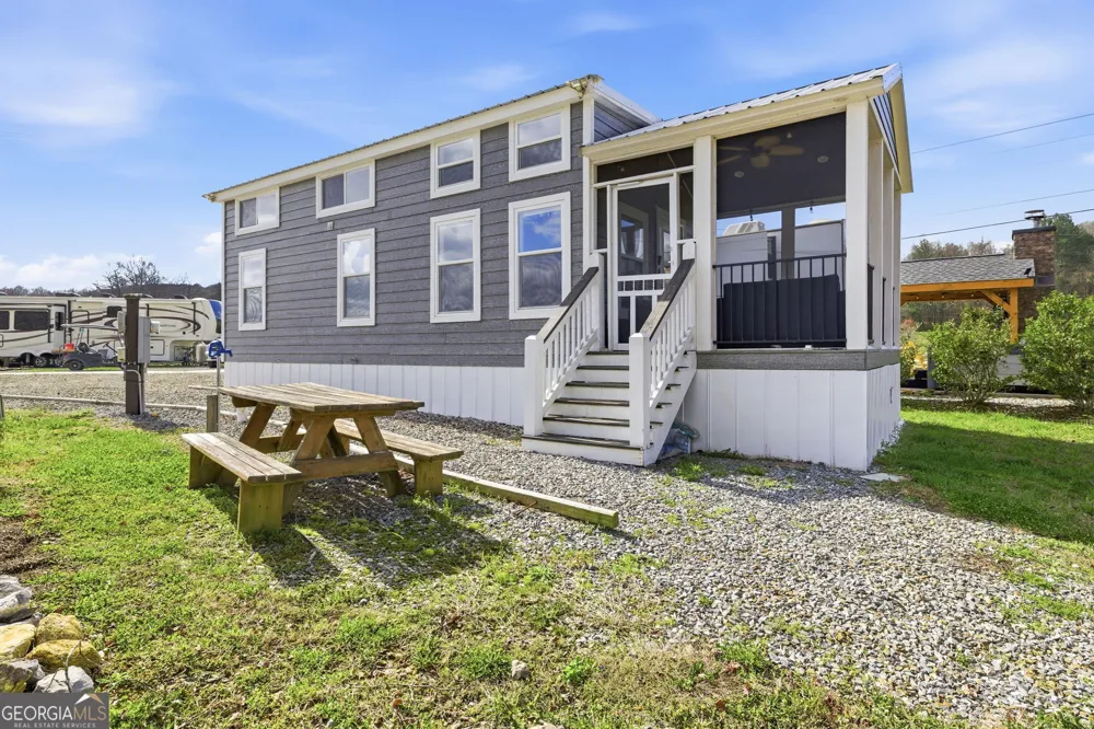 102 Mountain Meadows DR Morganton, GA 30560
