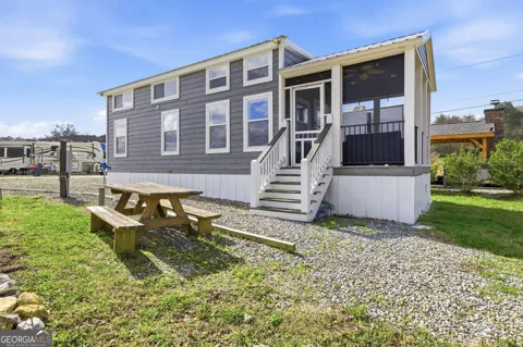 102 Mountain Meadows DR