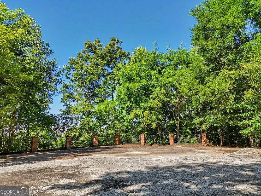 391 Richard Bong DR Clayton, GA 30525