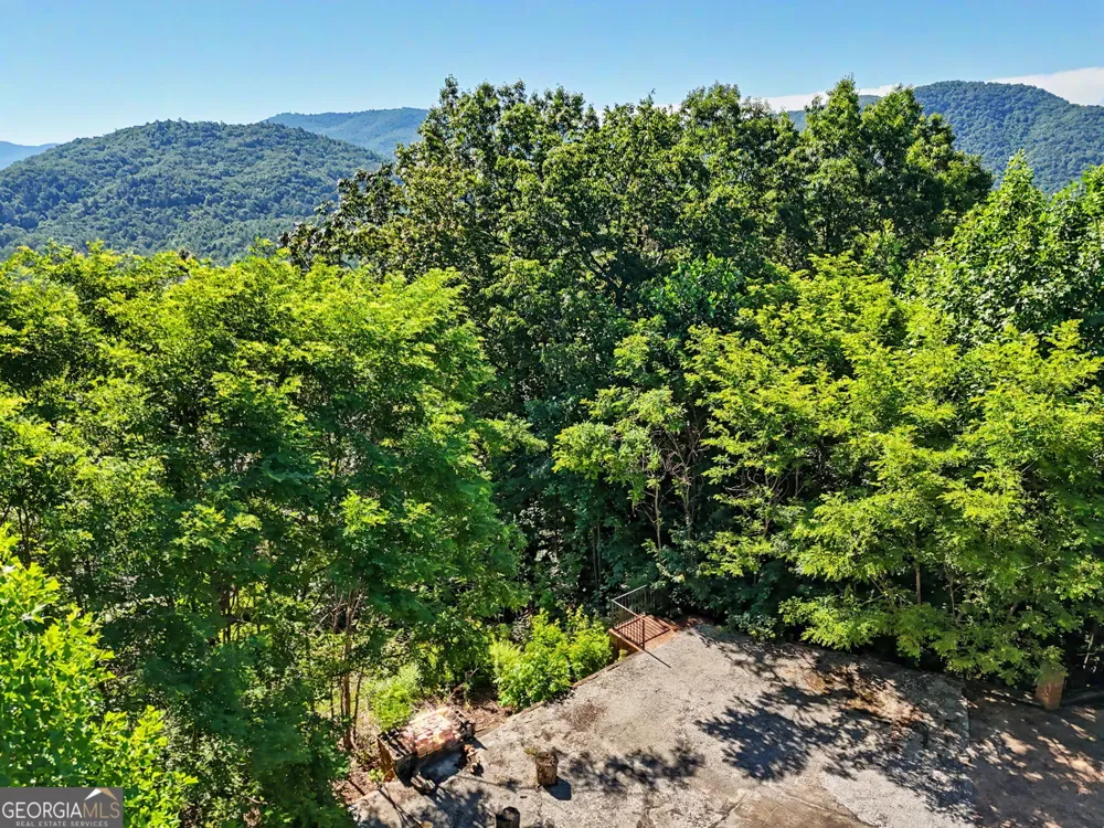 391 Richard Bong DR Clayton, GA 30525
