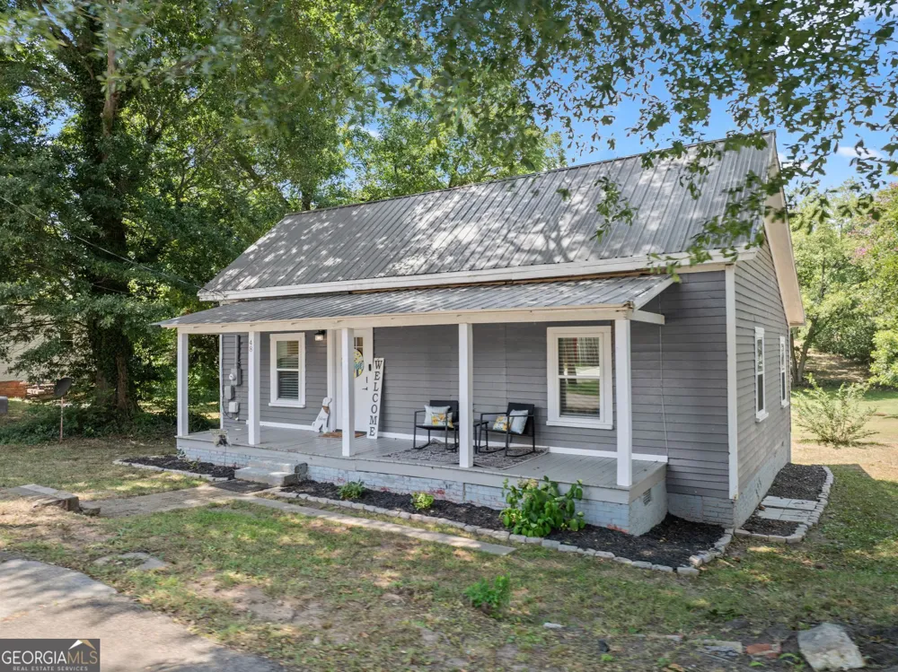 48 Chestnut ST Commerce, GA 30529