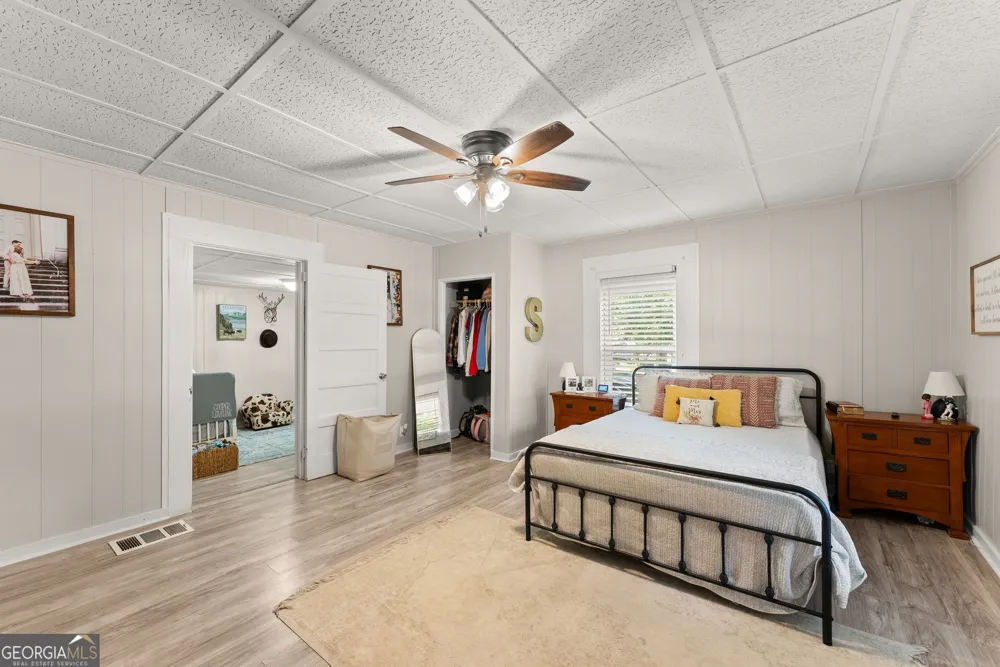 48 Chestnut ST Commerce, GA 30529