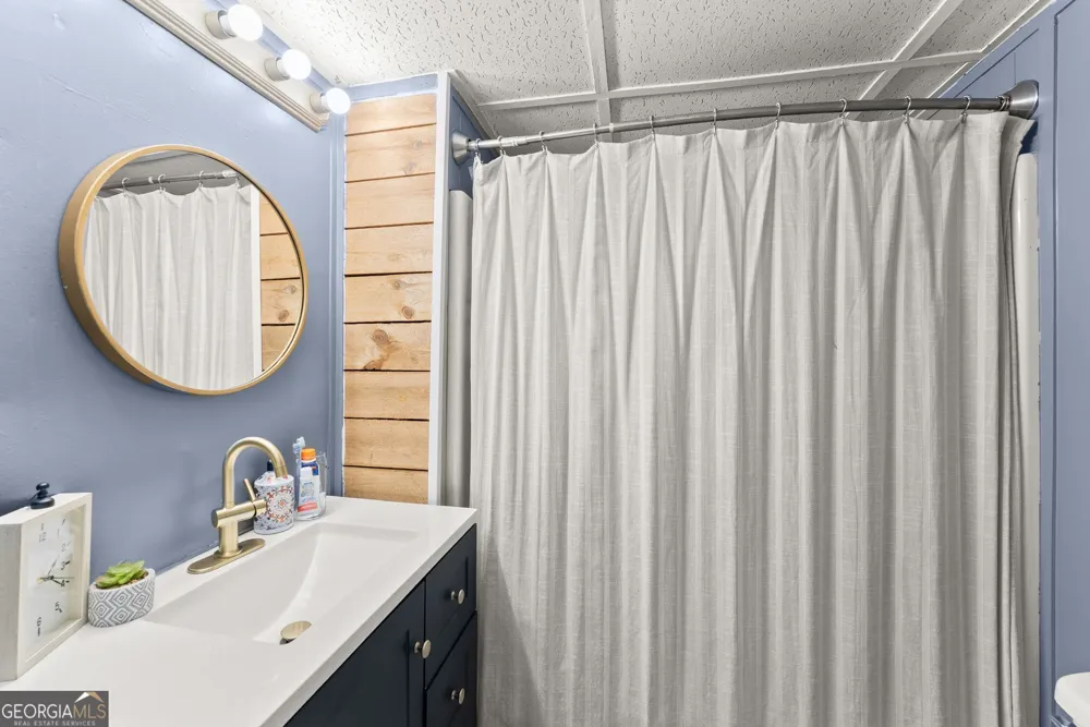 48 Chestnut ST Commerce, GA 30529