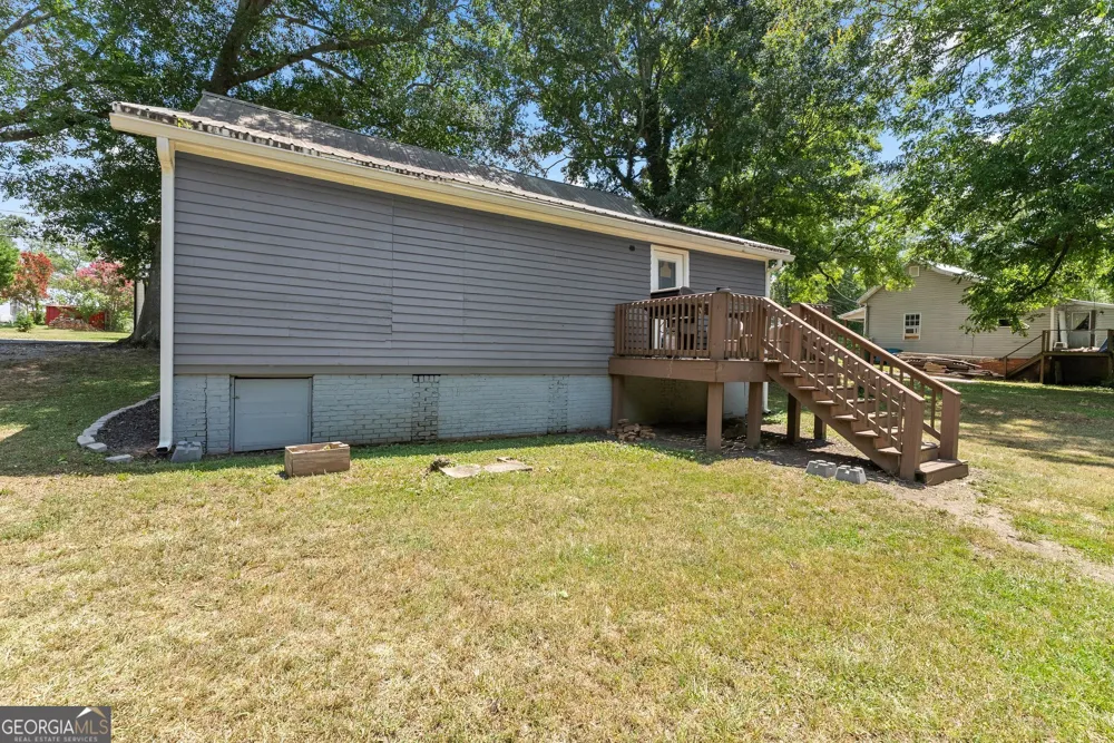 48 Chestnut ST Commerce, GA 30529
