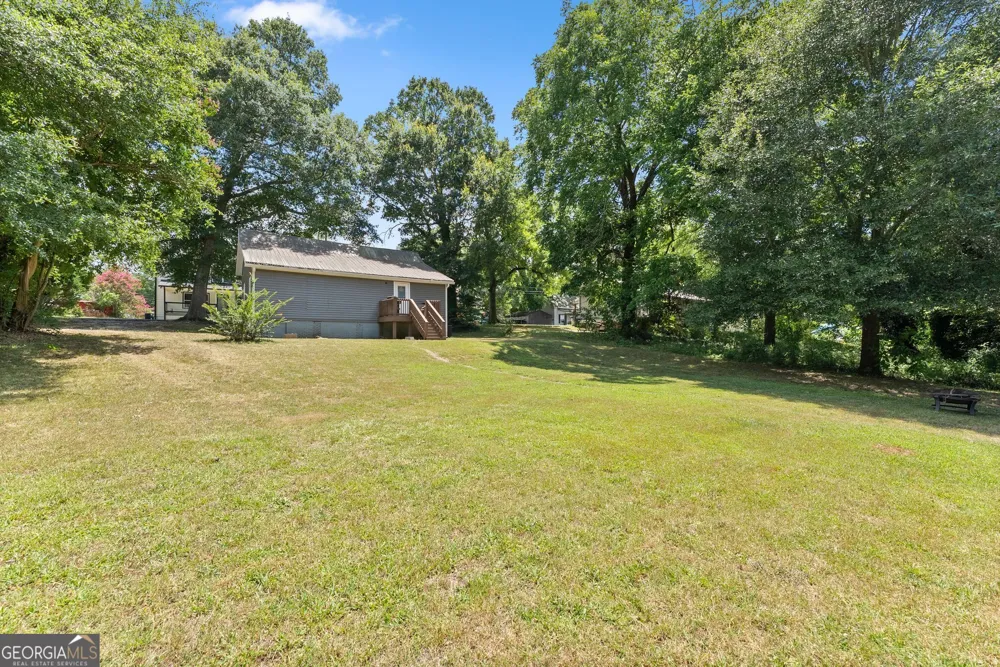 48 Chestnut ST Commerce, GA 30529