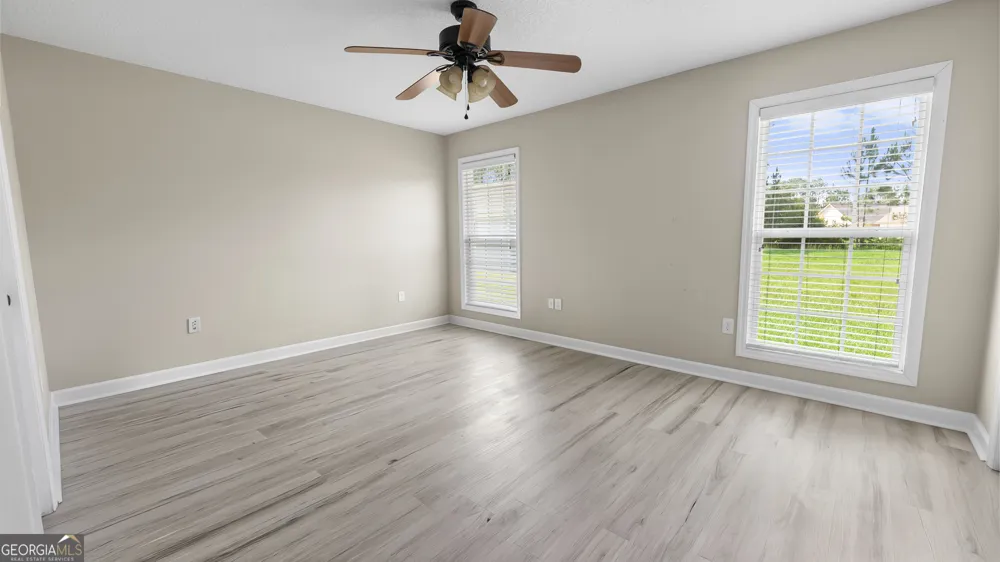 99 Jennifer LN Baxley, GA 31513