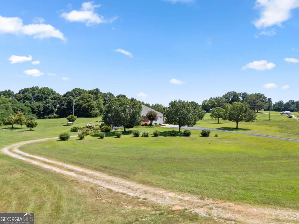 1121 Beacon Light RD Hartwell, GA 30643