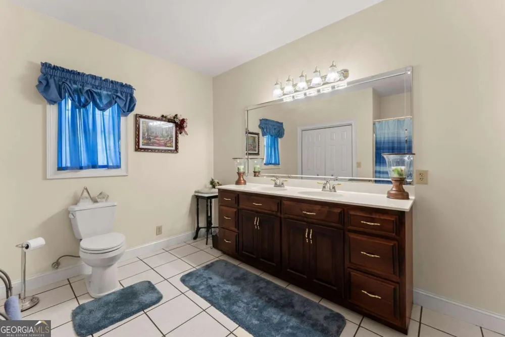 1121 Beacon Light RD Hartwell, GA 30643