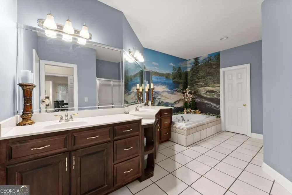 1121 Beacon Light RD Hartwell, GA 30643