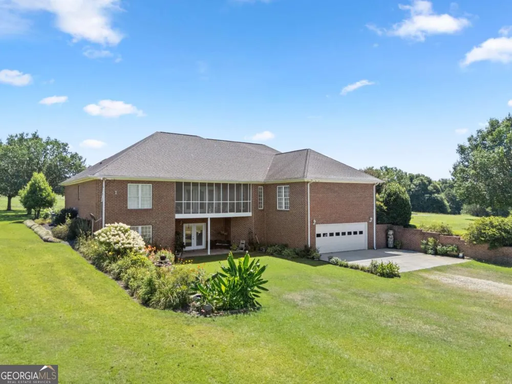 1121 Beacon Light RD Hartwell, GA 30643