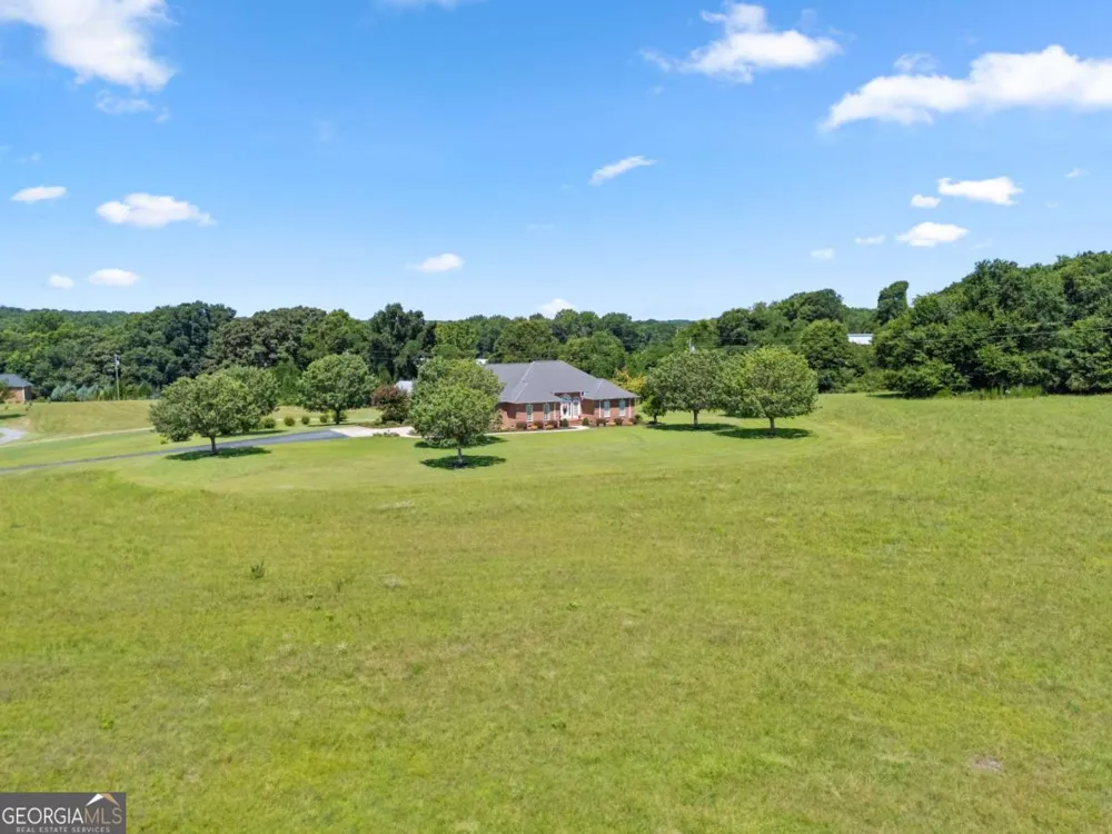 1121 Beacon Light RD Hartwell, GA 30643