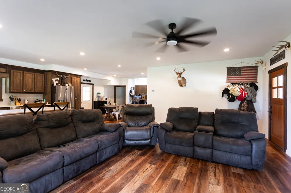 1441 Dickson RD Rutledge, GA 30663