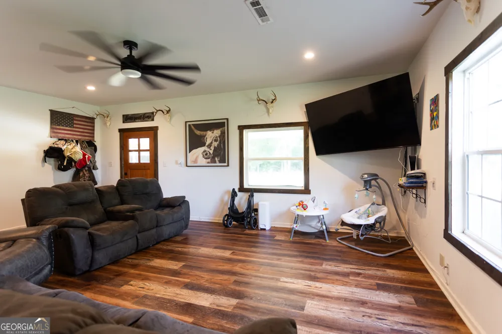 1441 Dickson RD Rutledge, GA 30663