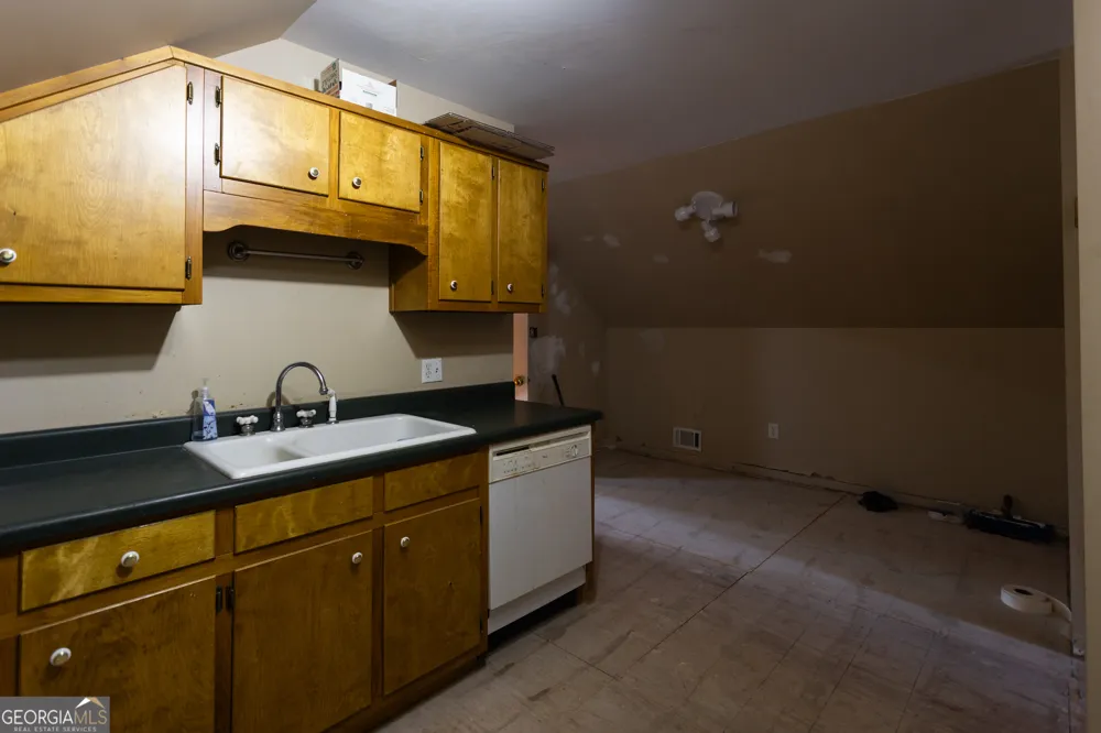 1441 Dickson RD Rutledge, GA 30663