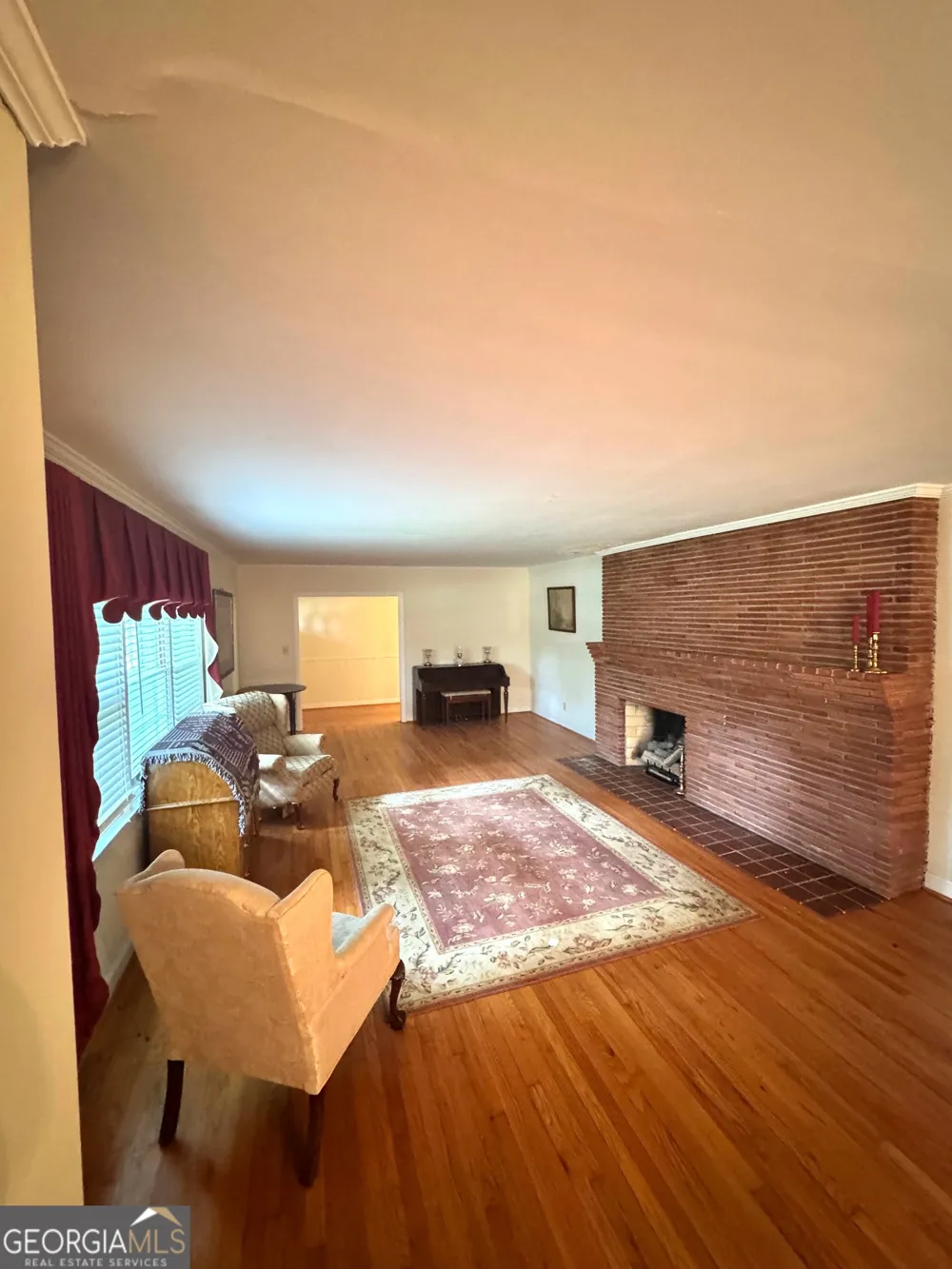 17 Deforest AVE Trion, GA 30753