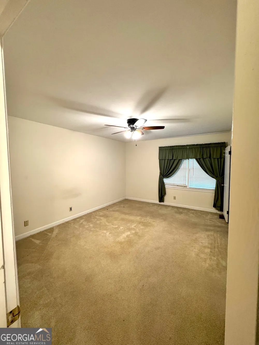 17 Deforest AVE Trion, GA 30753