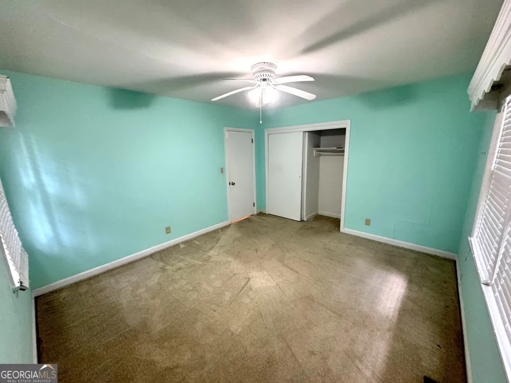 17 Deforest AVE Trion, GA 30753