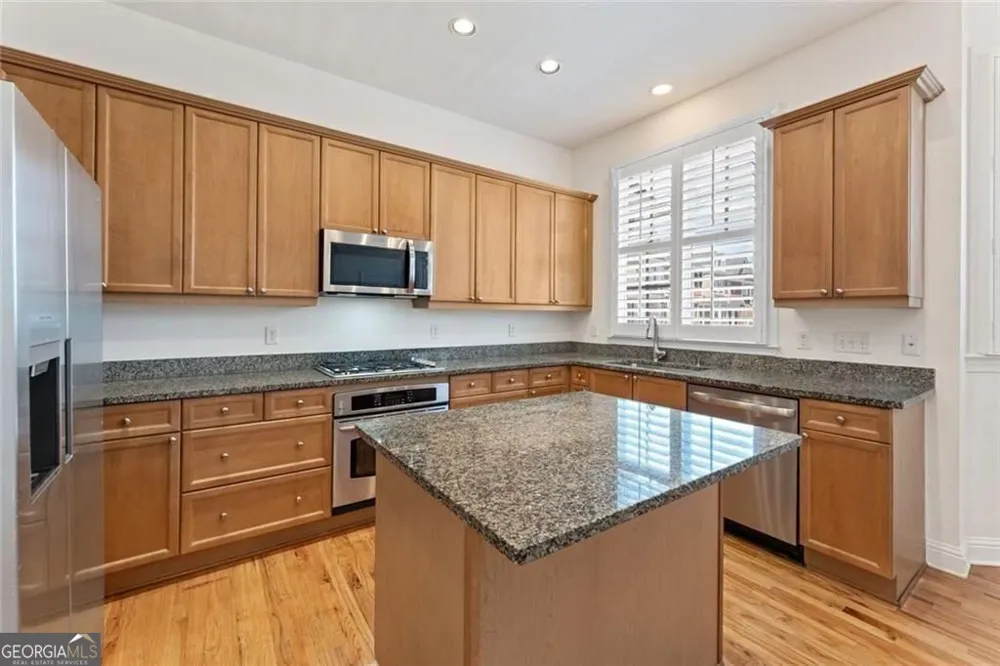 1266 Creekside TER SE Smyrna, GA 30082