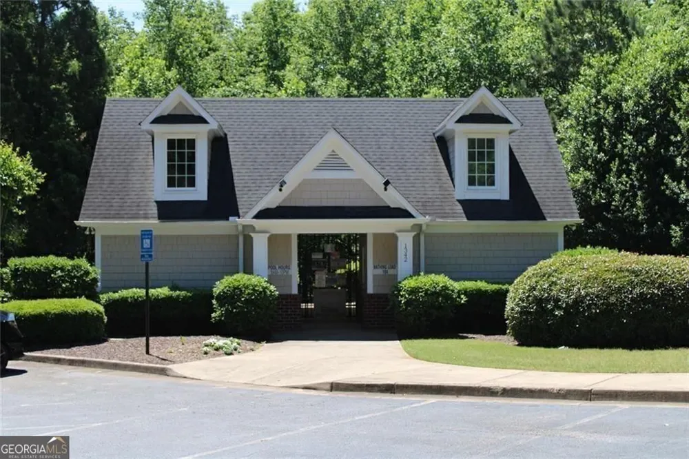 1266 Creekside TER SE Smyrna, GA 30082
