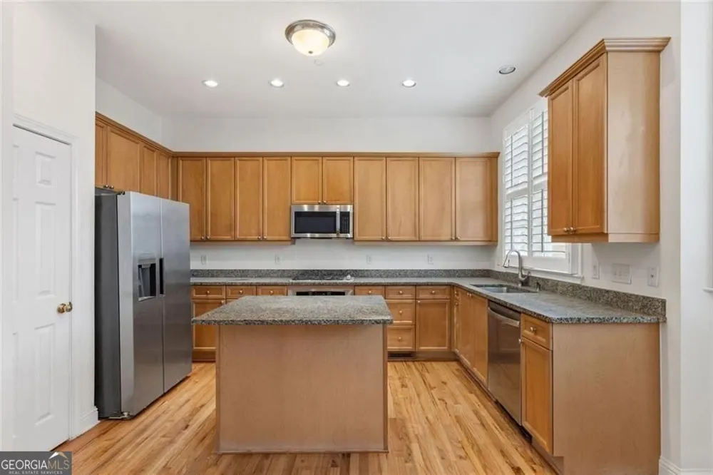 1266 Creekside TER SE Smyrna, GA 30082