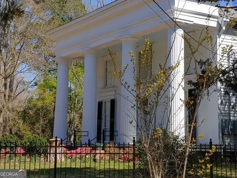 309 E Robert Toombs AVE