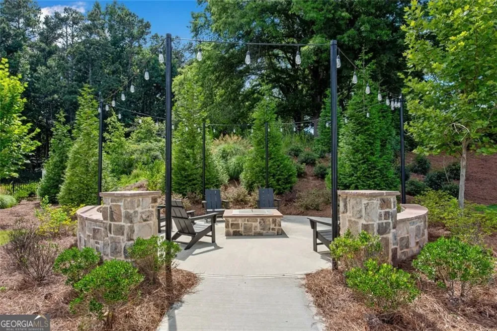 400 Renwood TRL Johns Creek, GA 30097