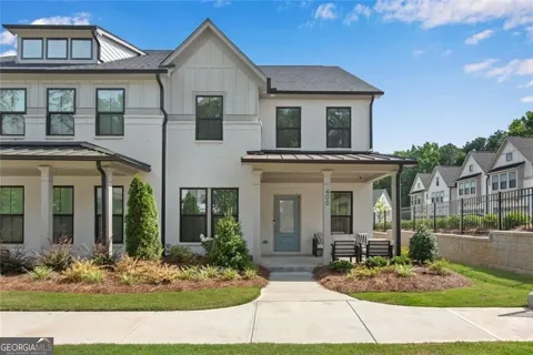 400 Renwood TRL