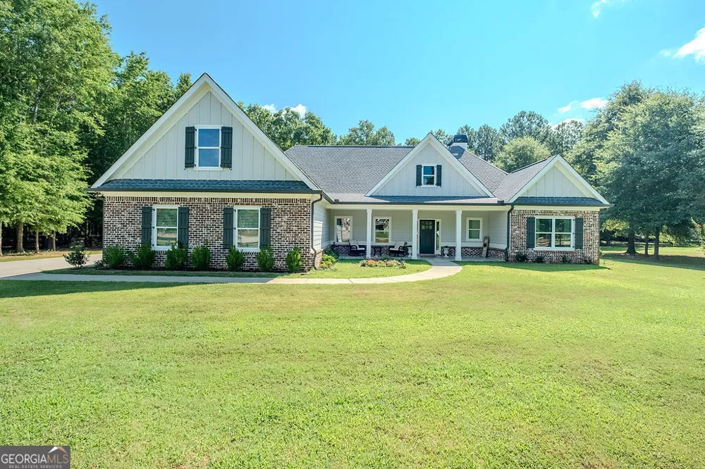 2736 Jones Holly RD Good Hope, GA 30641