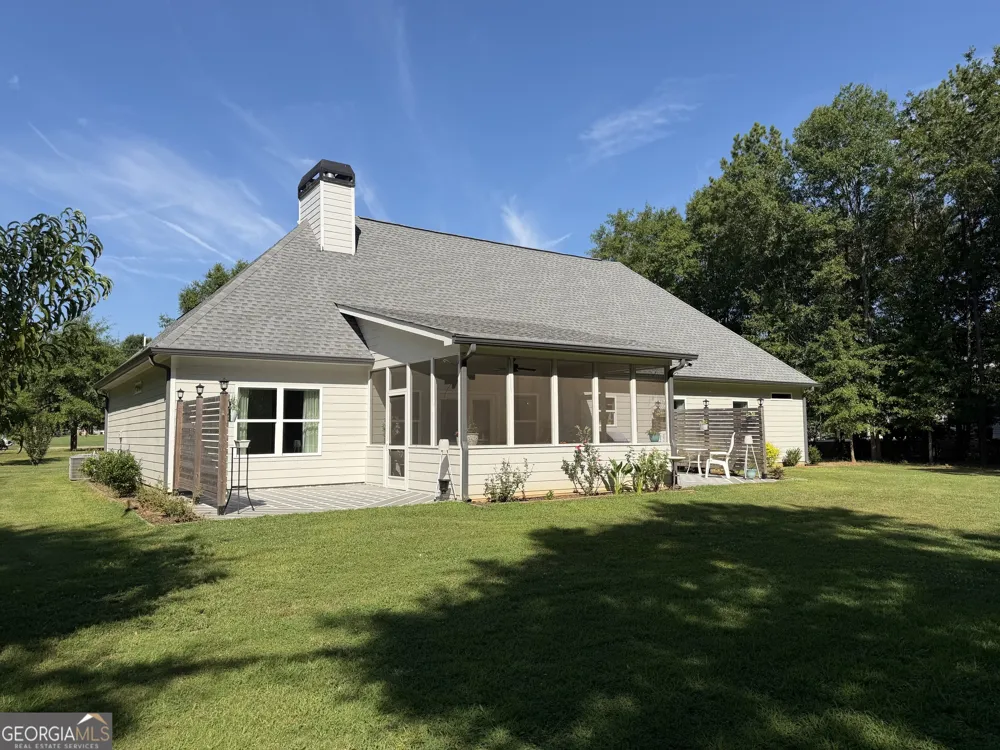 2736 Jones Holly RD Good Hope, GA 30641